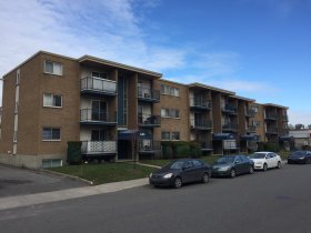 49e Rue Ouest